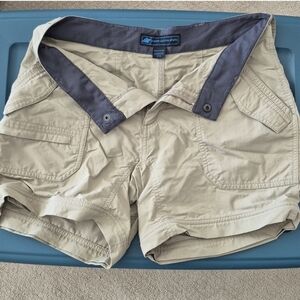 Eastern Mountain Sports Women's Nylon Cargo Zip-off Outdoor Pants Size 2 Khaki